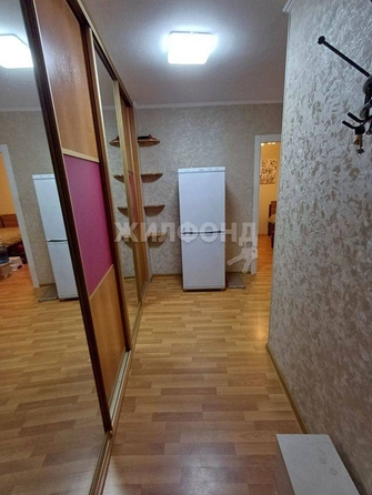 
   Продам 1-комнатную, 47 м², Ивана Черных ул, 36

. Фото 4.