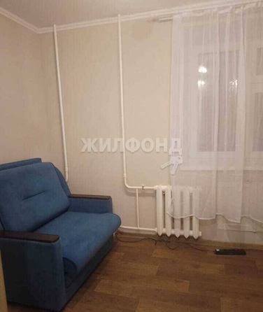 
   Продам 1-комнатную, 11 м², Полины Осипенко ул, 33

. Фото 2.