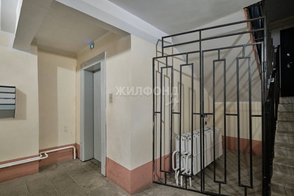 
   Продам 1-комнатную, 35.5 м², Энтузиастов ул, 41

. Фото 9.