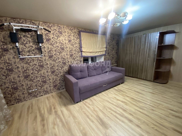 
   Продам 1-комнатную, 30.9 м², Елизаровых ул, 44

. Фото 1.