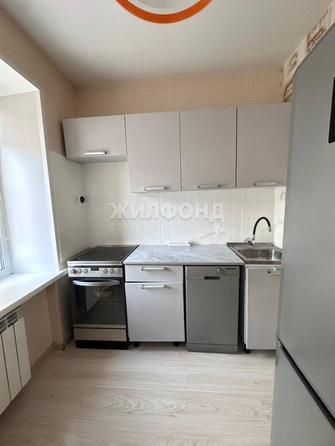 
   Продам 2-комнатную, 42.3 м², Крылова ул, 10а

. Фото 4.