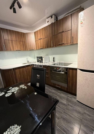 
   Продам 2-комнатную, 54.7 м², Сергея Лазо ул, 24

. Фото 6.