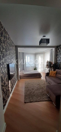 
   Продам 2-комнатную, 60 м², Ивана Черных ул, 115Б

. Фото 2.