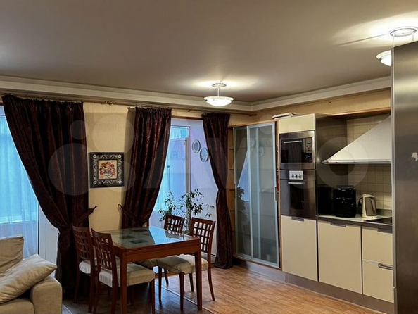 
   Продам 3-комнатную, 101 м², Косарева ул, 33

. Фото 6.