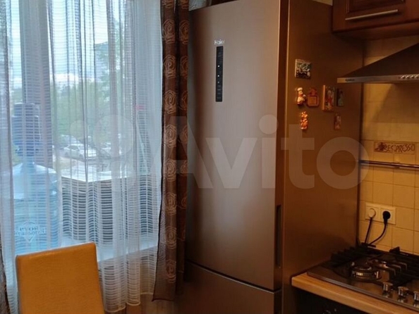 
  Продается 3-комн. квартира, 55.8 м², Репина ул, д. 15
. Фото 8.