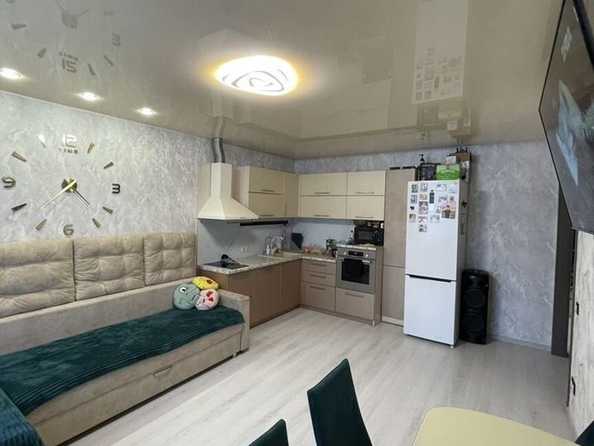 
  Продается 4-комн. квартира, 79 м², Сергея Лазо пер, д. 6/2
. Фото 6.