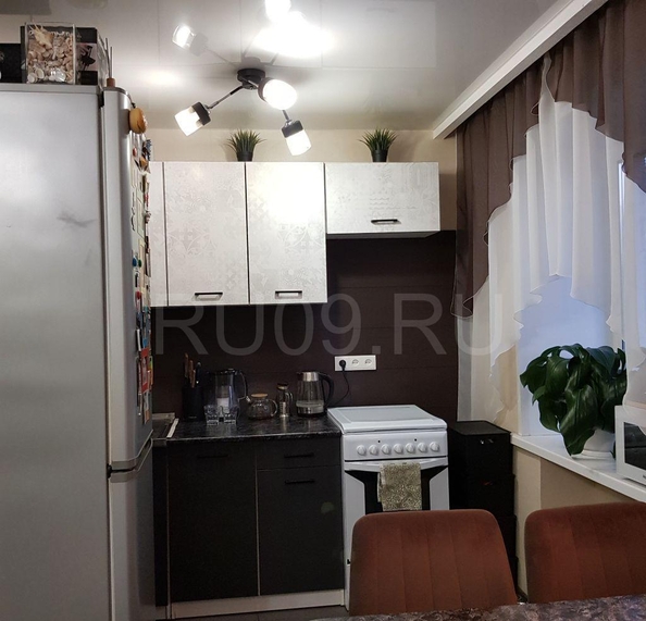 
  Продается 3-комн. квартира, 57.4 м², Котовского ул, д. 8
. Фото 5.