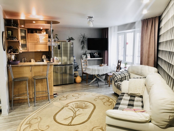 
  Продается 3-комн. квартира, 61.2 м², Дальне-Ключевская ул, д. 16а
. Фото 2.