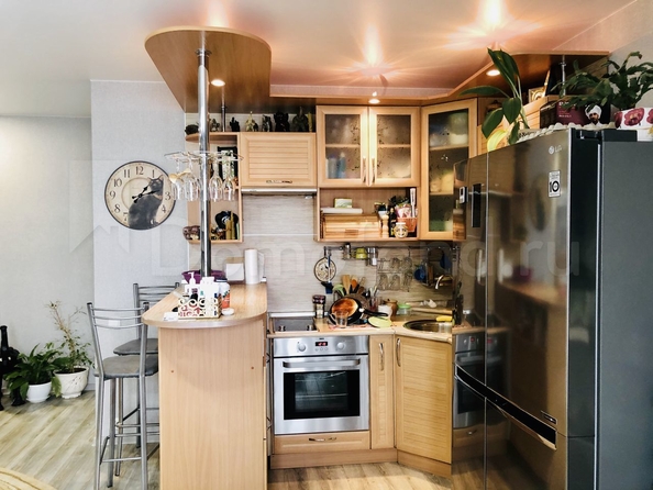 
  Продается 3-комн. квартира, 61.2 м², Дальне-Ключевская ул, д. 16а
. Фото 6.