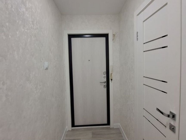 
  Продается 1-комн. квартира, 30.5 м², Бела Куна ул, д. 32
. Фото 1.
