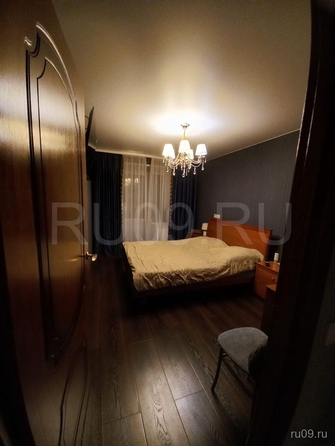 
  Продается 3-комн. квартира, 60.6 м², Енисейская ул, д. 8
. Фото 10.