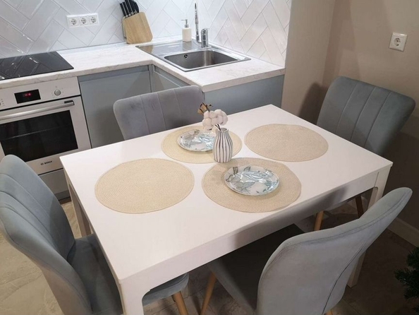 
  Продается 2-комн. квартира, 52.1 м², Сергея Вицмана ул, д. 37
. Фото 6.