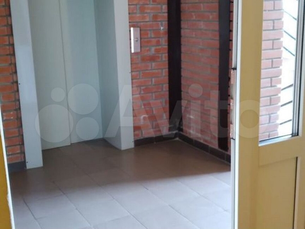 
  Продается 2-комн. квартира, 70 м², Розы Люксембург ул, д. 81
. Фото 5.
