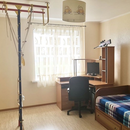 
   Продам 3-комнатную, 83 м², Ивана Черных ул, 66

. Фото 10.