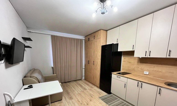 
   Продам 1-комнатную, 17.4 м², Таймырский пер, 16а

. Фото 1.