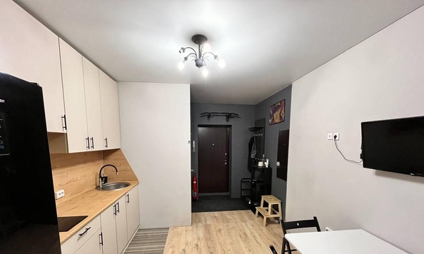 
   Продам 1-комнатную, 17.4 м², Таймырский пер, 16а

. Фото 3.