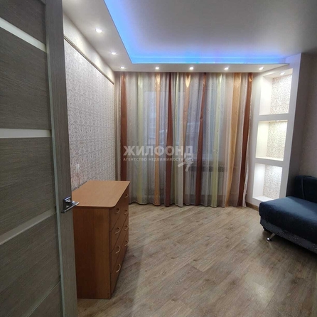 
  Сдам в аренду 1-комнатную квартиру, 50 м², Томск

. Фото 1.