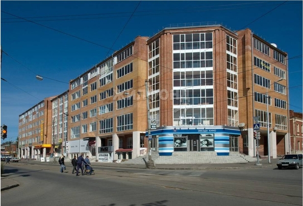 
   Продам 1-комнатную, 47.7 м², Розы Люксембург ул, 19

. Фото 16.