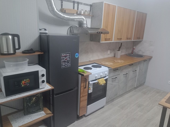 
  Сдам в аренду 2-комнатную квартиру, 47 м², Томск

. Фото 1.