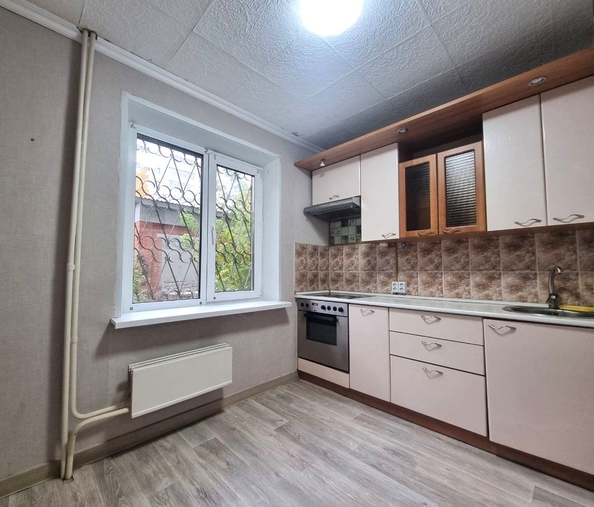 
   Продам 2-комнатную, 54.3 м², 79 Гвардейской Дивизии ул, 9

. Фото 5.