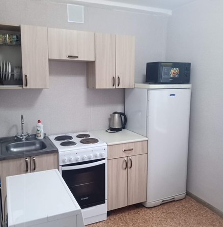 
  Сдам в аренду 2-комнатную квартиру, 44 м², Томск

. Фото 1.