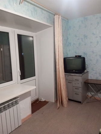 
   Продам 3-комнатную, 47.7 м², Нефтяников ул, 4

. Фото 1.