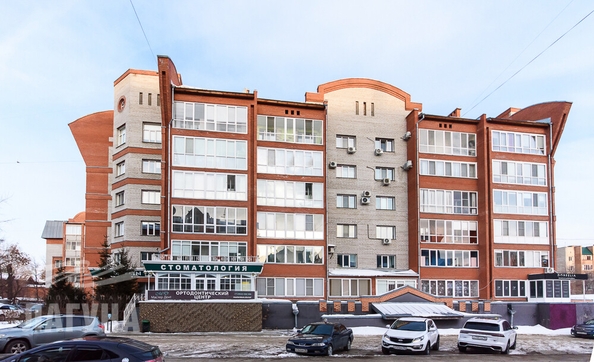 
   Продам 3-комнатную, 82 м², Герцена ул, 44

. Фото 1.