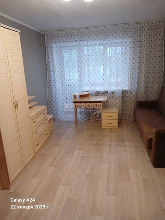 
  Сдам в аренду 1-комнатную квартиру, 36 м², Томск

. Фото 1.