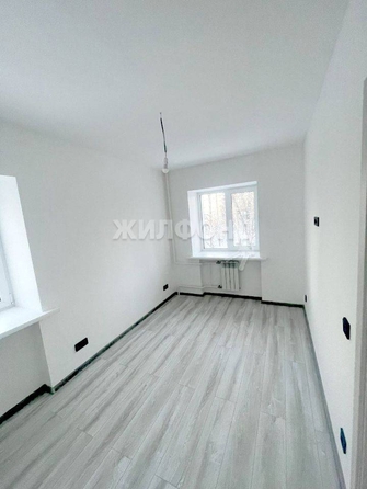 
   Продам 2-комнатную, 40 м², Усова ул, 25/2

. Фото 5.