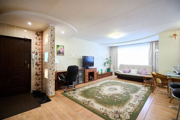 
   Продам 3-комнатную, 72 м², Никитина ул, 12

. Фото 20.