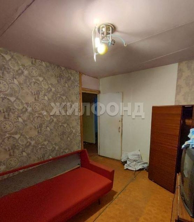 
   Продам 4-комнатную, 58 м², Ференца Мюнниха ул, 30

. Фото 1.