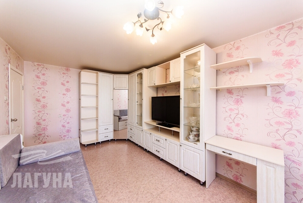 
   Продам 2-комнатную, 42.7 м², Артема ул, 19

. Фото 6.