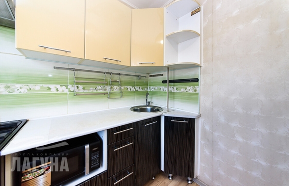 
   Продам 2-комнатную, 42.7 м², Артема ул, 19

. Фото 25.