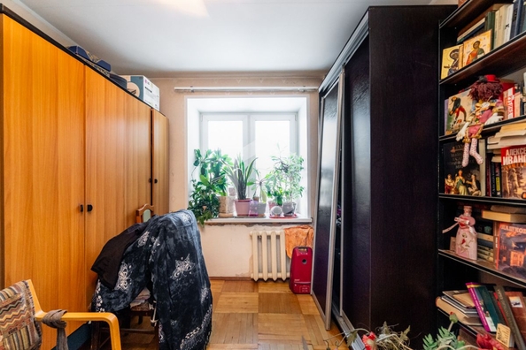 
   Продам 4-комнатную, 76.3 м², Лебедева ул, 76/1

. Фото 4.