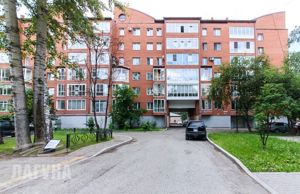 
   Продам 3-комнатную, 153.9 м², Дзержинского ул, 27

. Фото 16.