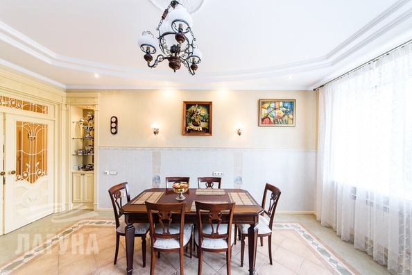 
   Продам 3-комнатную, 153.9 м², Дзержинского ул, 27

. Фото 33.