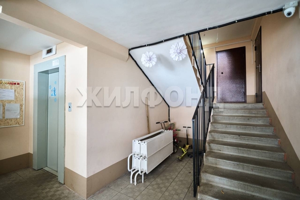 
   Продам 1-комнатную, 35.6 м², Заречная 4-я ул, 46

. Фото 19.