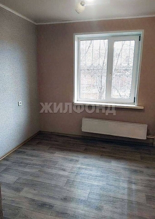 
   Продам студию, 13 м², Айвазовского ул, 33

. Фото 1.
