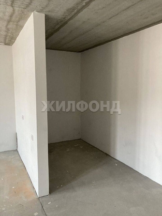 
   Продам 2-комнатную, 56.06 м², Аркадия Иванова ул, 21

. Фото 7.