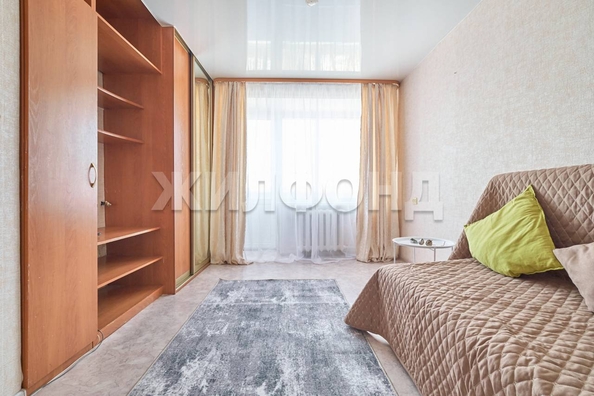 
   Продам 2-комнатную, 20.8 м², Беринга ул, 3/1

. Фото 3.
