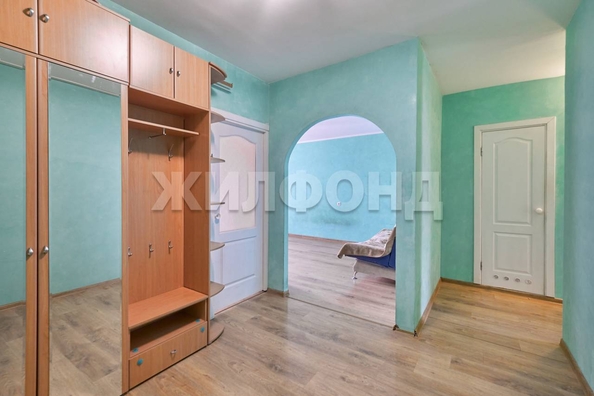 
   Продам 2-комнатную, 59 м², Урожайный пер, 29/1

. Фото 6.