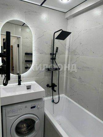 
   Продам 2-комнатную, 44.4 м², Ференца Мюнниха ул, 10

. Фото 2.