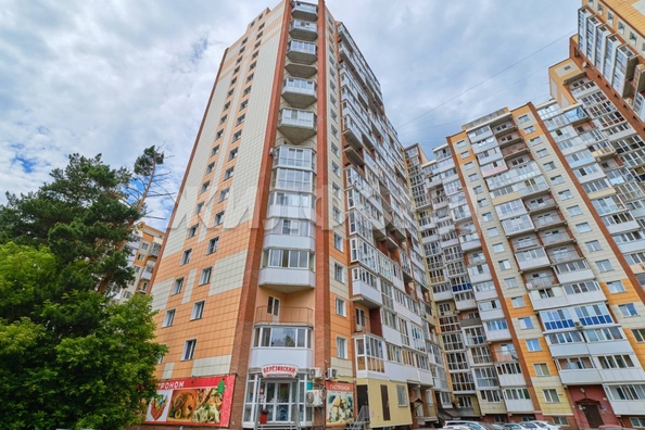 
   Продам 2-комнатную, 46.2 м², Ивана Черных ул, 66

. Фото 13.