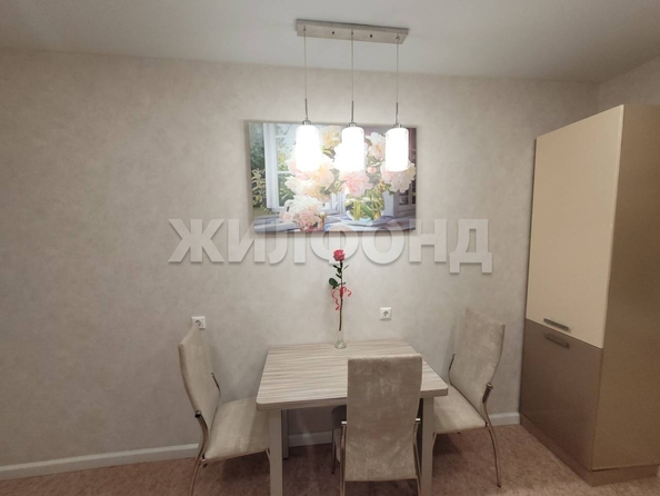 
   Продам 3-комнатную, 76.9 м², Дальне-Ключевская ул, 16а

. Фото 11.