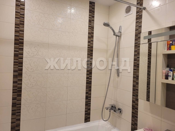 
   Продам 3-комнатную, 76.9 м², Дальне-Ключевская ул, 16а

. Фото 31.
