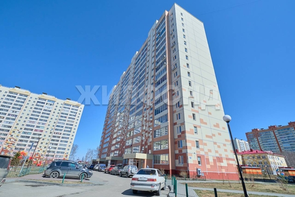 
   Продам 4-комнатную, 80.3 м², Береговая ул, 21

. Фото 22.