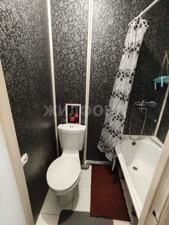 
  Сдам в аренду 1-комнатную квартиру, 18 м², Томск

. Фото 9.