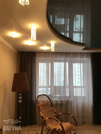 
  Сдается 3-комн. квартира, 88 м², Овражный пер, д. 17
. Фото 2.