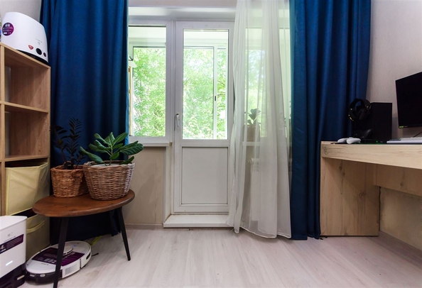 
  Продается 2-комн. квартира, 45.7 м², Бела Куна ул
. Фото 7.