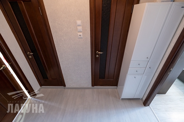 
  Продается 3-комн. квартира, 65.8 м², Елизаровых ул, д. 70
. Фото 9.